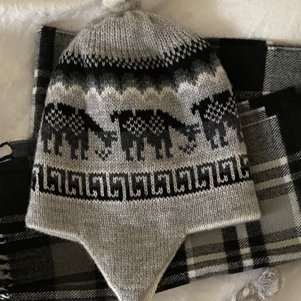 Drawstring Beanie & Scarf